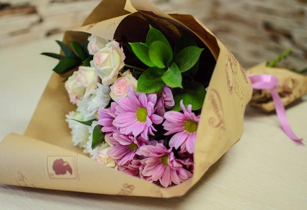 Букет цветов из: Розы и Хризантемы в Хороле