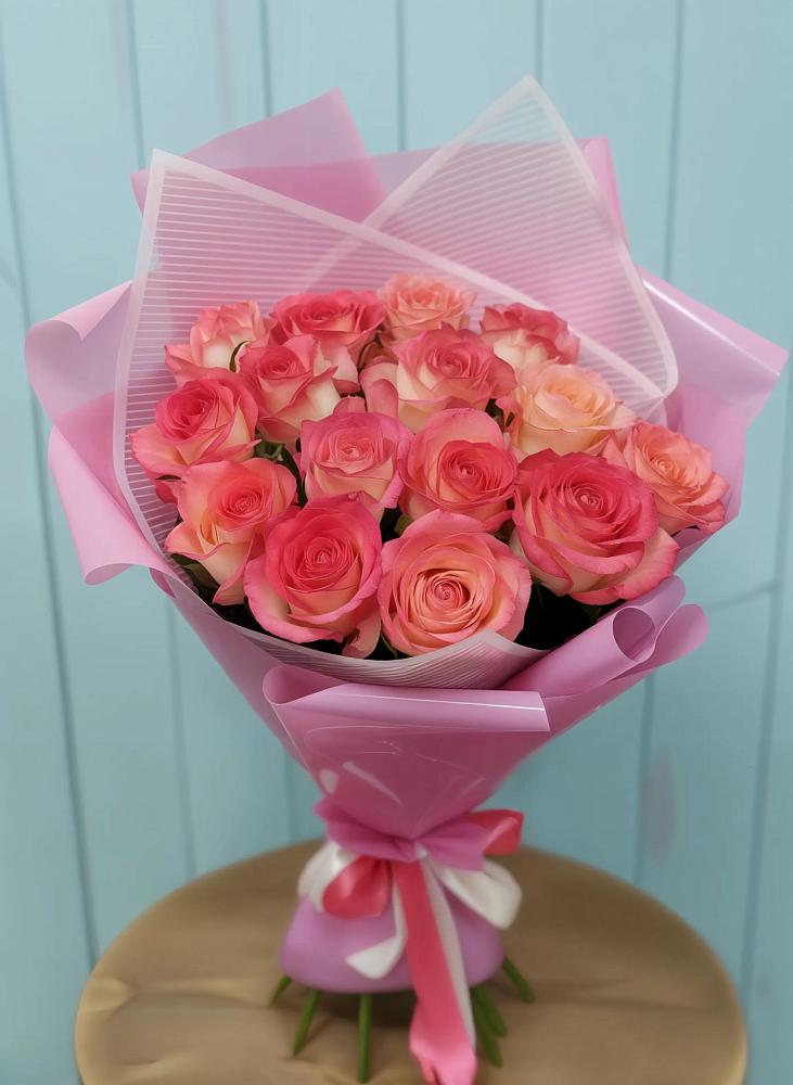 Букет 15 Розовых роз Равель в Хороле