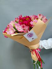Букет цветов из:  Альстромерии в Хороле