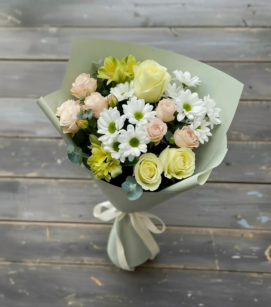 Букет цветов из: Альстромерии, Розы и Хризантемы в Хороле