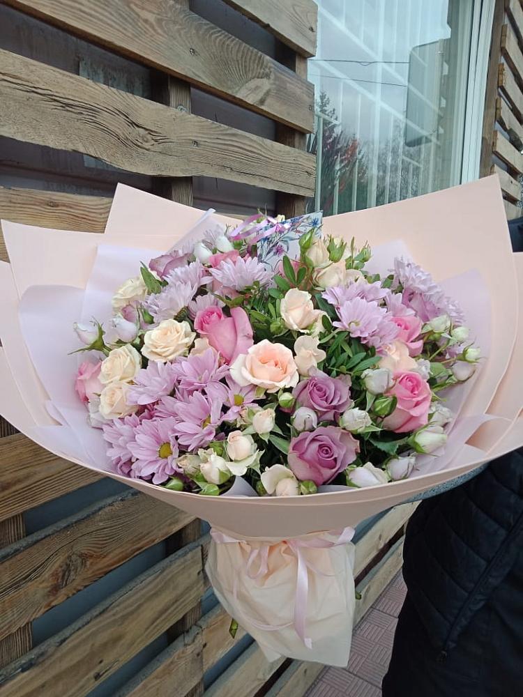 Букет цветов из: Розы и Хризантемы в Хороле