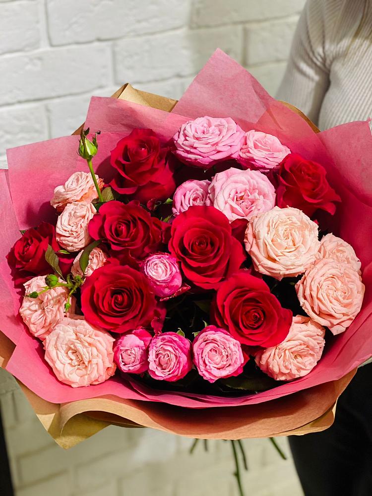 Букет цветов из: Розы в Хороле