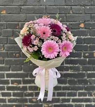 Букет цветов из:  Герберы и Хризантемы в Хороле