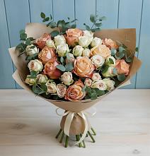 Букет цветов из:  Альстромерии и Розы #REPLACE_PRED# Хороле